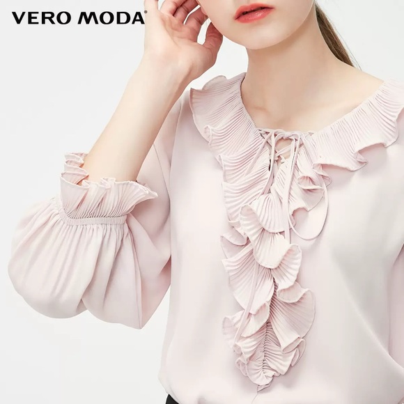 Pink Ruffle blouse - Picture 2 of 4